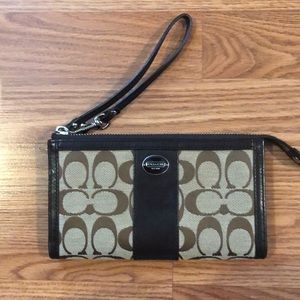 Excellent Condition Coach Wristlet